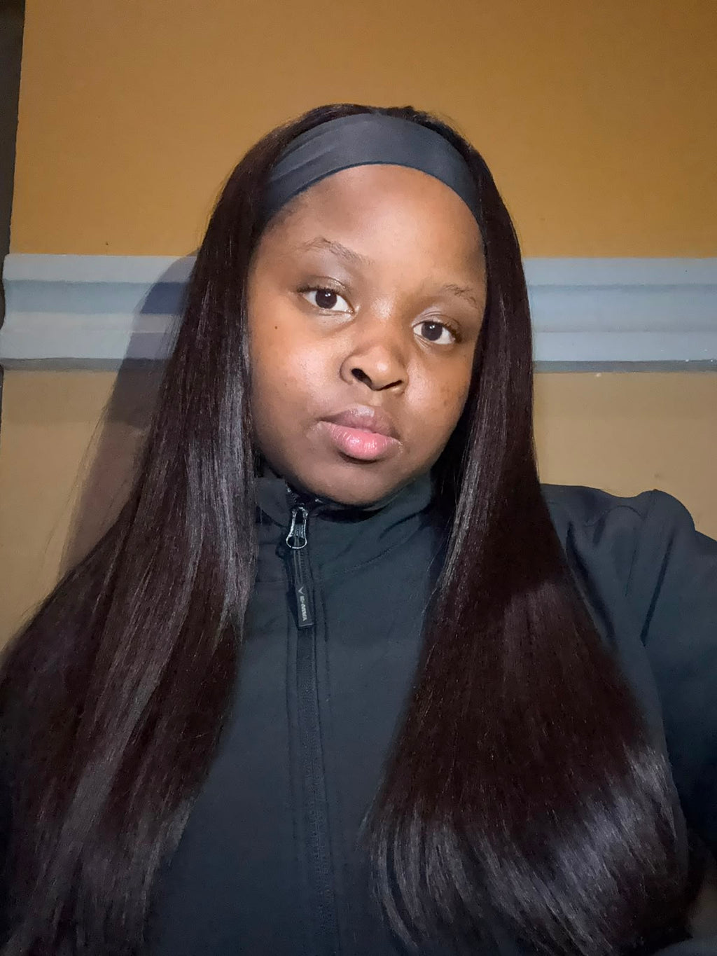 Straight headband wig
